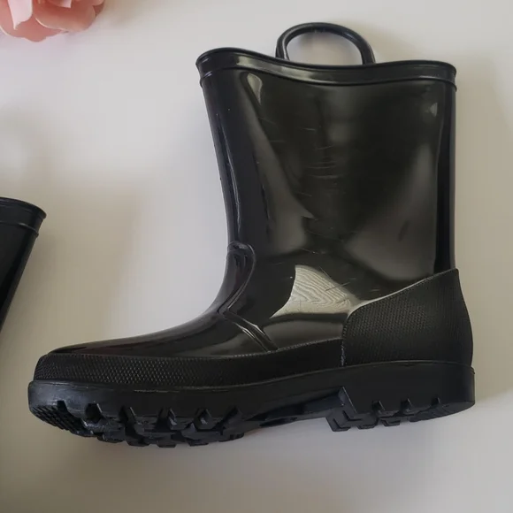 Girl's Rain Boots - Picture 2 of 8